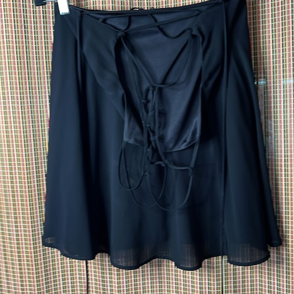 LULU’s Black “Back Lace up” Dress, size L, See All Pictures, flowing skirt, mini - Picture 9 of 11